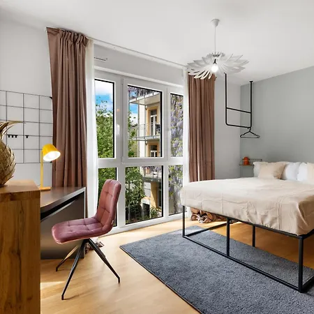 Apartmán Jungle Deluxe - Fuer 5 Tiefgarage Balkon 2x Desk Spielplatz *